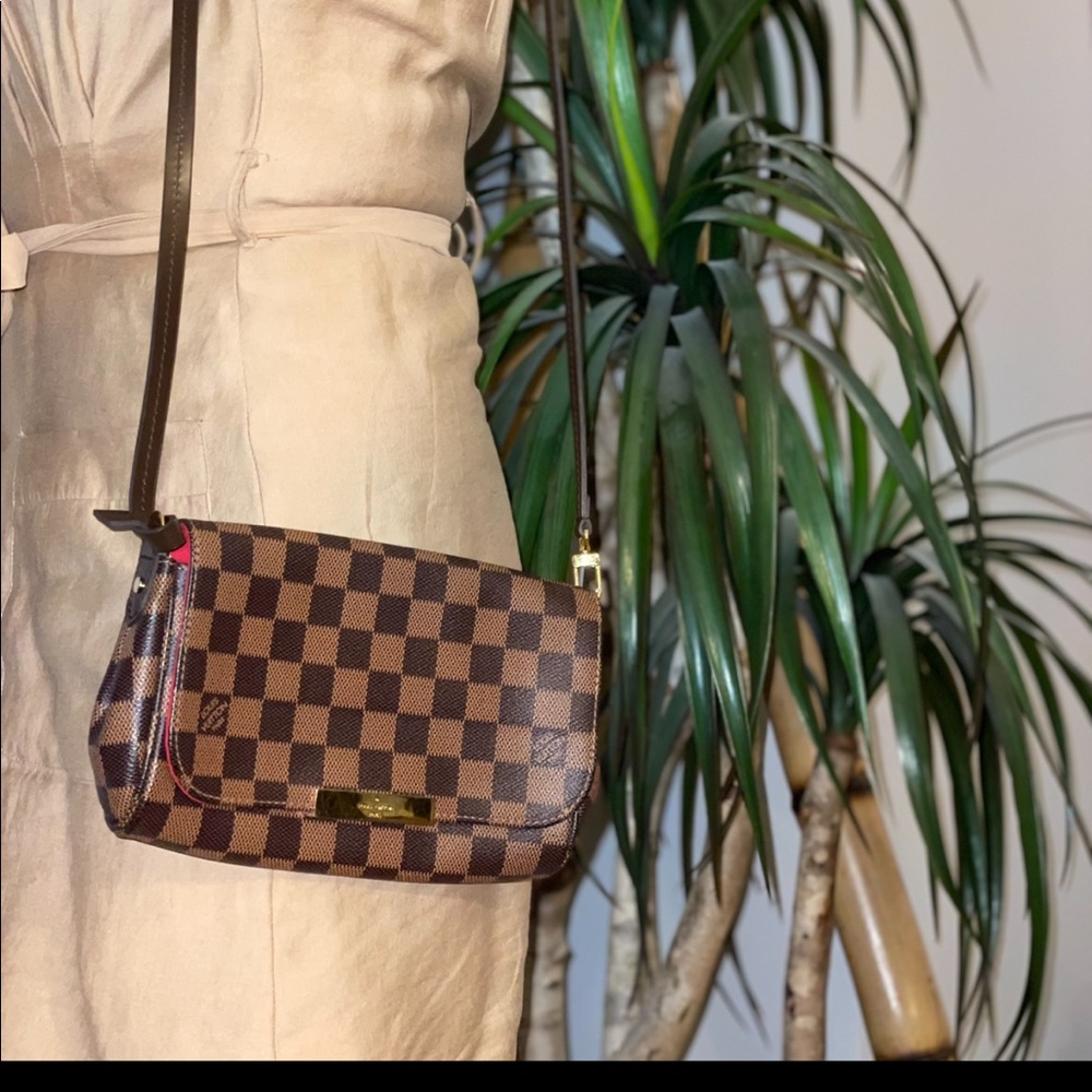 Favorite PM Damier Louis Vuitton